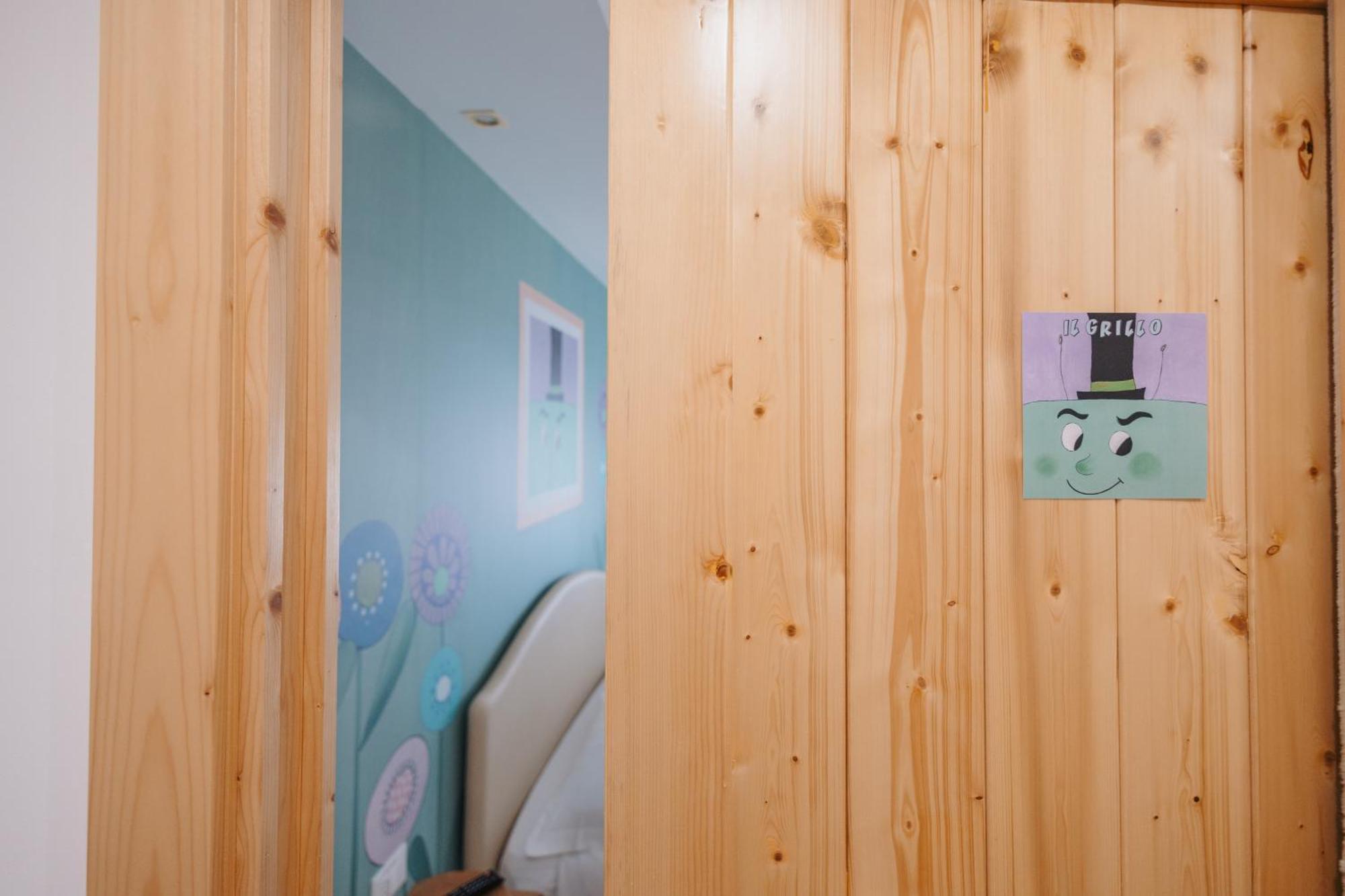 La Casa Di Pinocchio Hotell Enna Rum bild