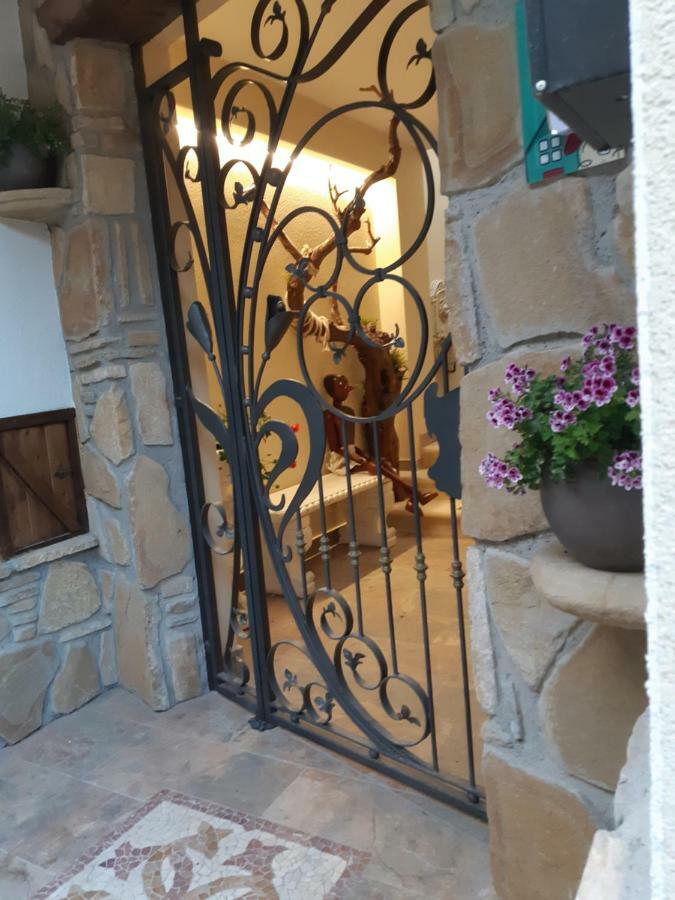 La Casa Di Pinocchio Hotell Enna Exteriör bild